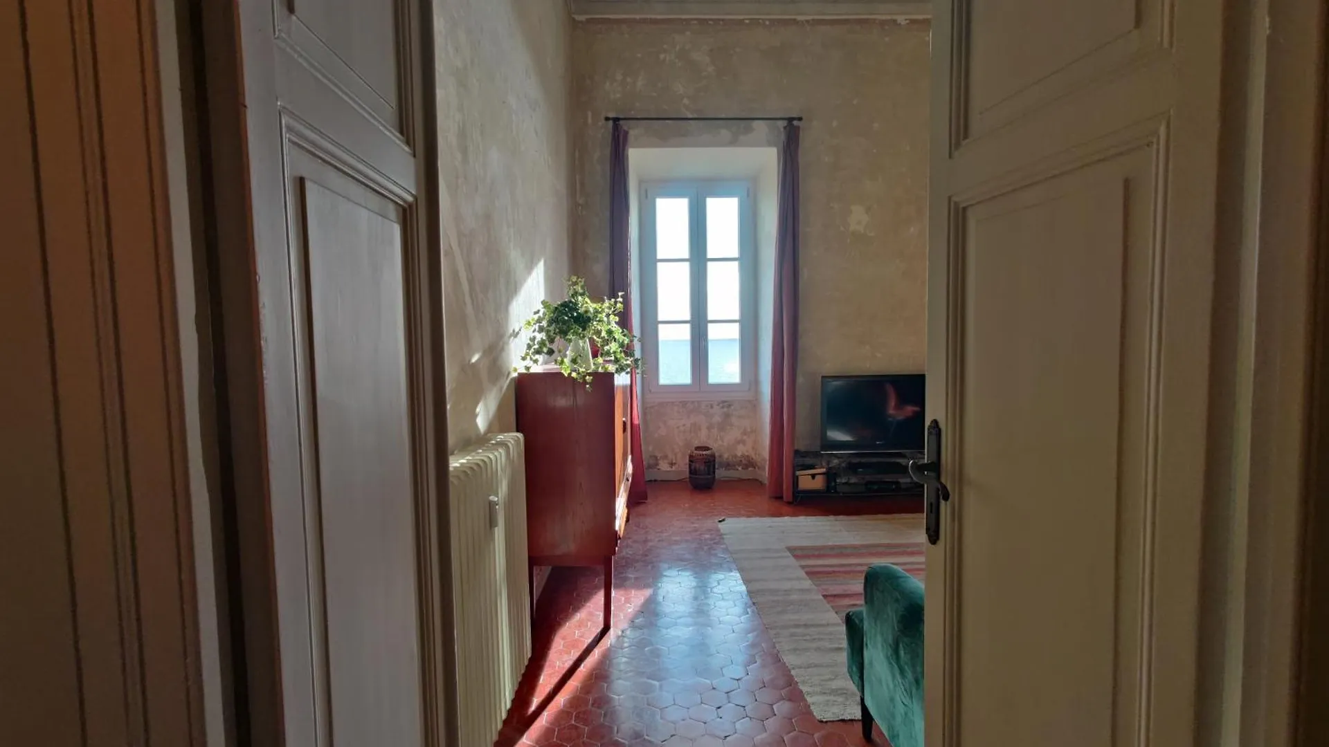 Elegant Historic Apartment With Stunning Sea View Imperia Italy