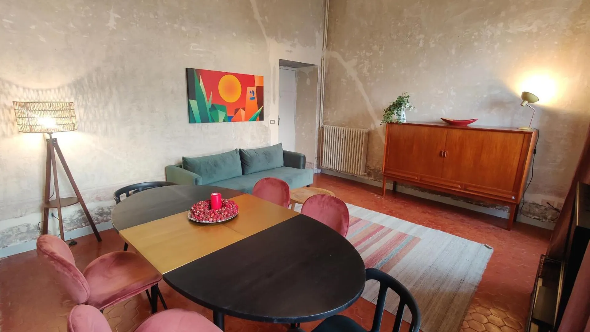 Elegant Historic Apartment With Stunning Sea View Imperia 0*,