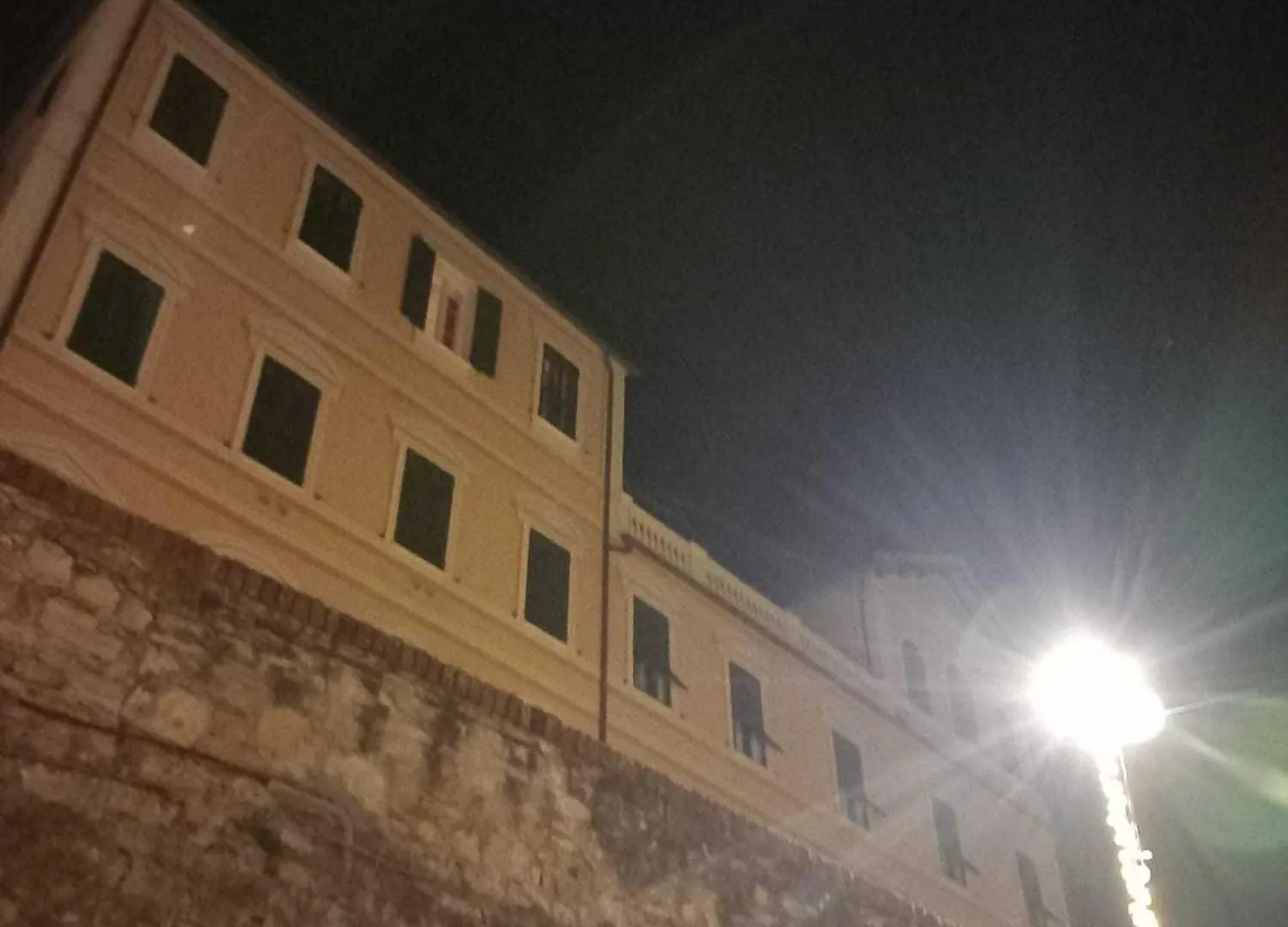 Elegant Historic Apartment With Stunning Sea View Imperia