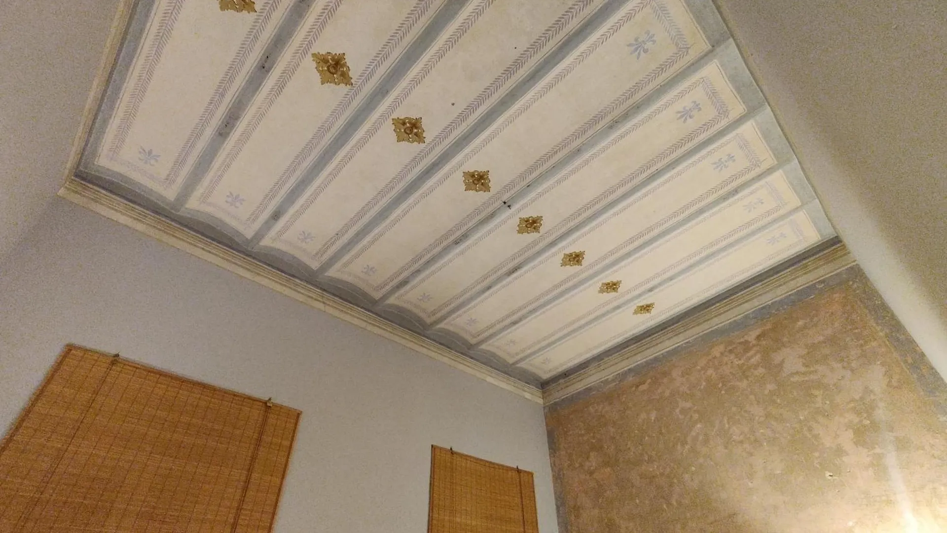 Elegant Historic Apartment With Stunning Sea View Imperia